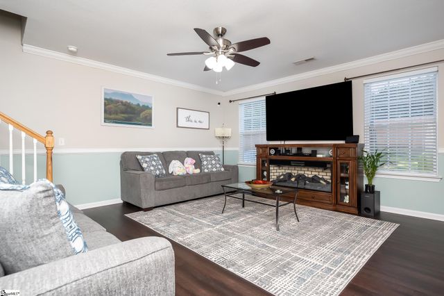 6 Red Robin Court, Simpsonville, SC 29680