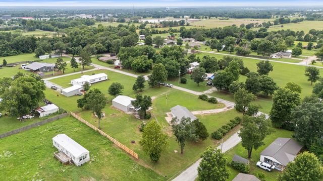 28102 S 631 Drive, Grove, OK 74344