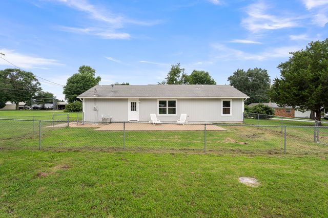 28102 S 631 Drive, Grove, OK 74344