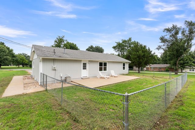 28102 S 631 Drive, Grove, OK 74344