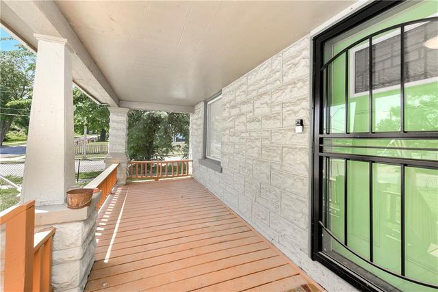 3442 WABASH Avenue, Kansas City, MO 64109