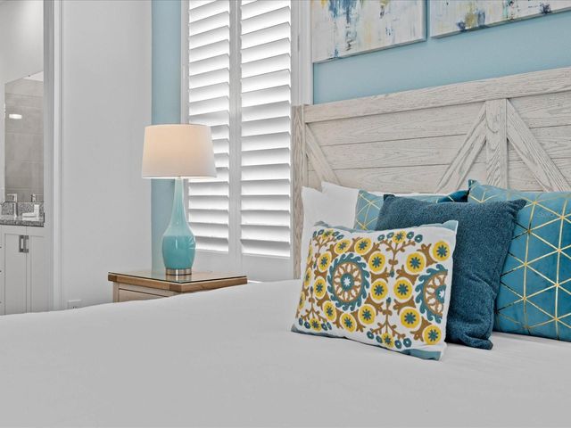 832 DESERT MOUNTAIN COURT, Reunion, FL 34747