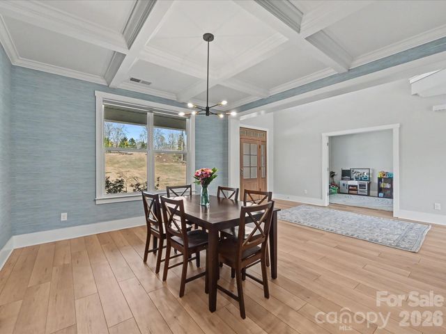 1052 Lakefront Woods, Belmont, NC 28012