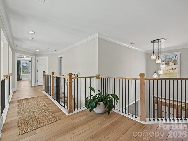 1052 Lakefront Woods, Belmont, NC 28012