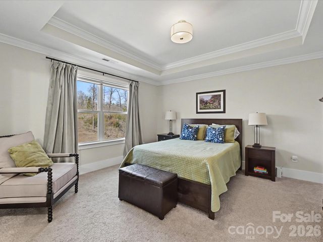 1052 Lakefront Woods, Belmont, NC 28012