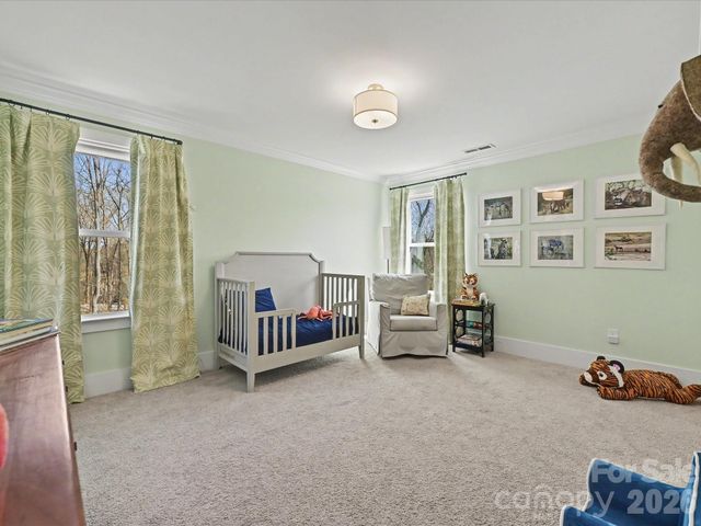 1052 Lakefront Woods, Belmont, NC 28012