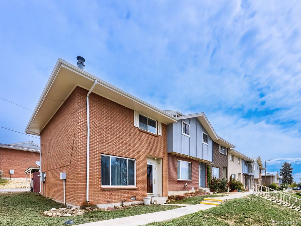 8763 Santa Fe Drive, Thornton, CO 80260