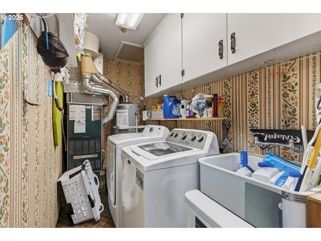1300 VINE St, Albany, OR 97321