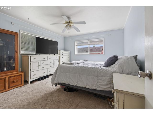 1300 VINE St, Albany, OR 97321