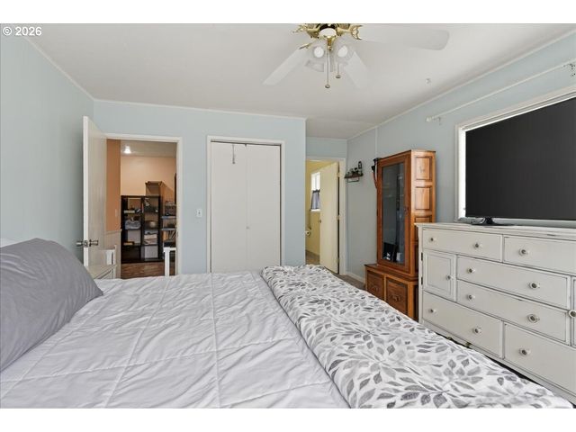 1300 VINE St, Albany, OR 97321