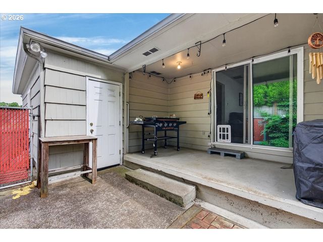 1300 VINE St, Albany, OR 97321
