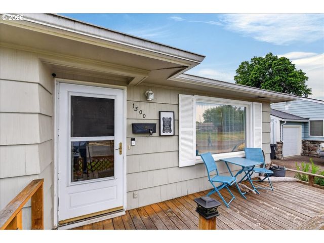 1300 VINE St, Albany, OR 97321