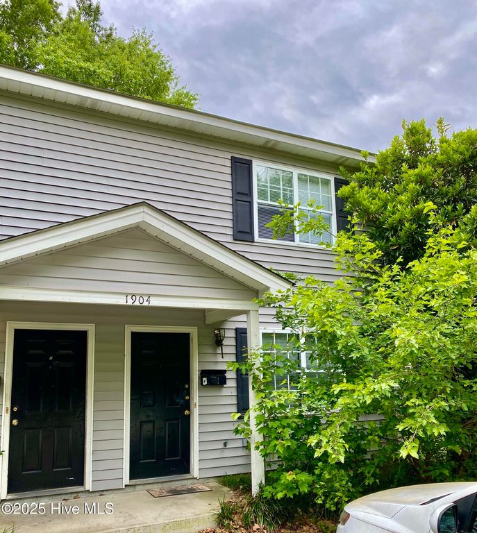 1904 E 3rd Street B, Greenville, NC 27858