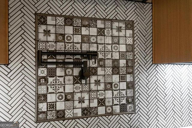 210 Lakeshore Drive, Eatonton, GA 31024