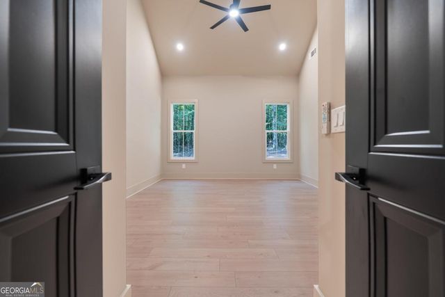 210 Lakeshore Drive, Eatonton, GA 31024