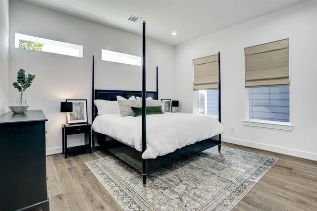 808 Fisher Street D, Houston, TX 77018