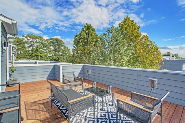 808 Fisher Street D, Houston, TX 77018