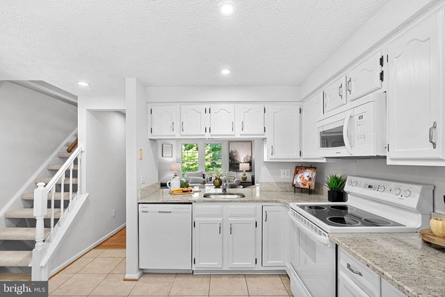 11908 FIELDTHORN CT, Reston, VA 20194