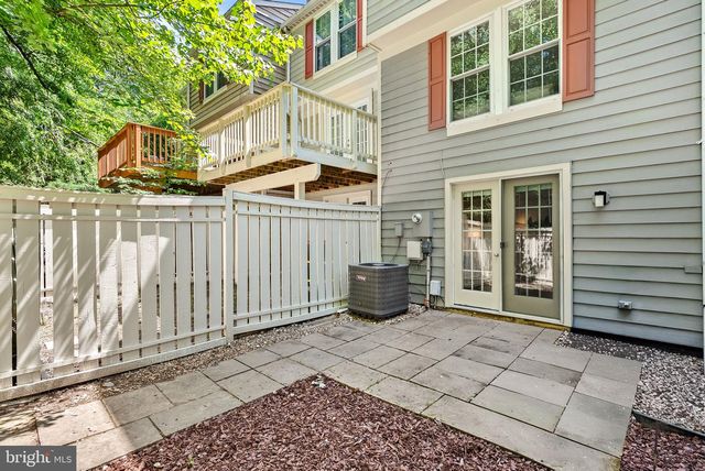 11908 FIELDTHORN CT, Reston, VA 20194