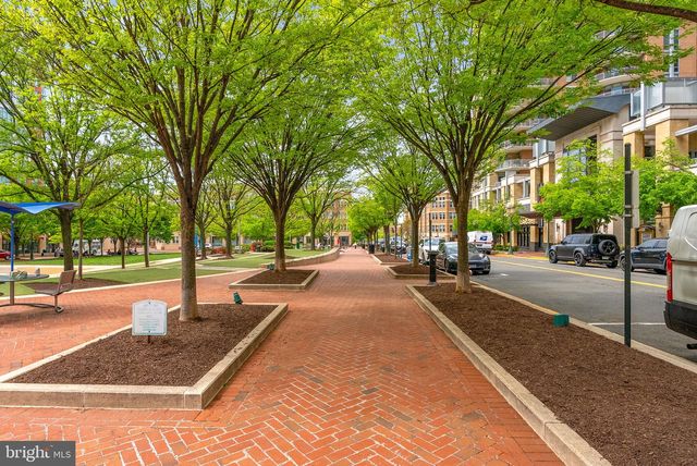 11908 FIELDTHORN CT, Reston, VA 20194