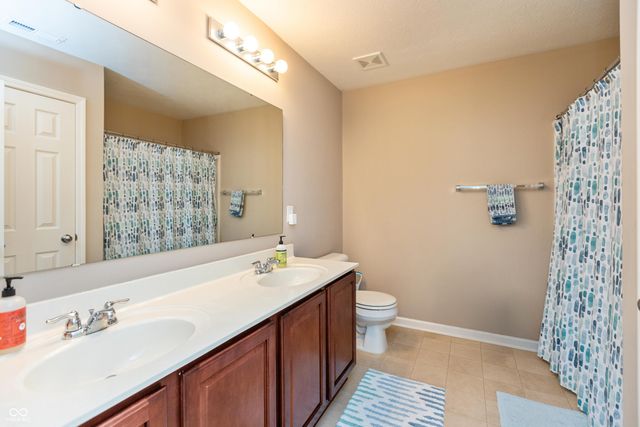 1637 Kilkenny Drive, Avon, IN 46123