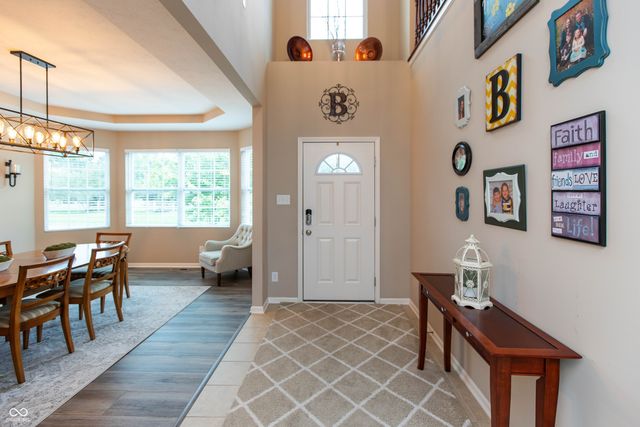1637 Kilkenny Drive, Avon, IN 46123