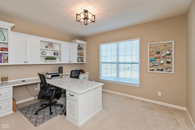 1637 Kilkenny Drive, Avon, IN 46123