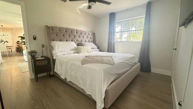 4455 NW 18th Ter, Oakland Park, FL 33309