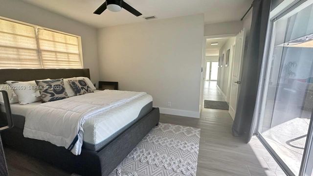 4455 NW 18th Ter, Oakland Park, FL 33309