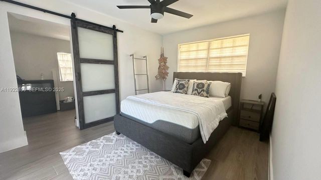 4455 NW 18th Ter, Oakland Park, FL 33309