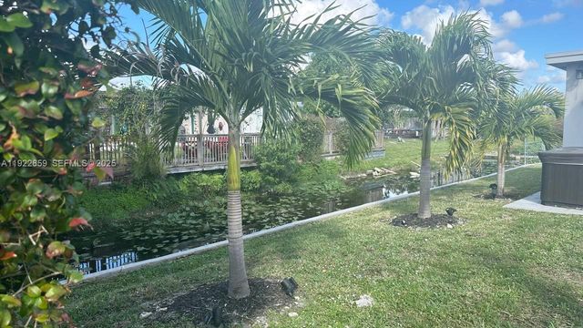 4455 NW 18th Ter, Oakland Park, FL 33309