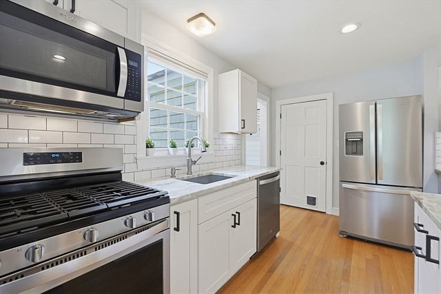 424 Dedham St, Wrentham, MA 02093