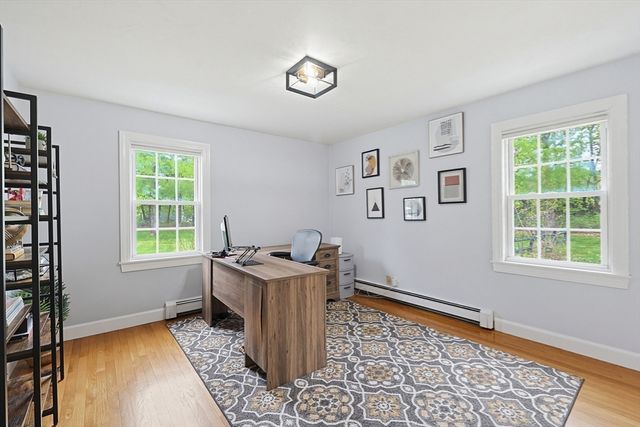 424 Dedham St, Wrentham, MA 02093