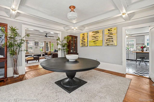 33 Moss Street, Highland Park, MI 48203