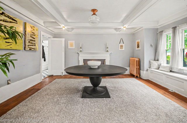 33 Moss Street, Highland Park, MI 48203