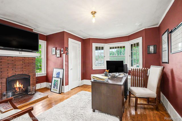 33 Moss Street, Highland Park, MI 48203