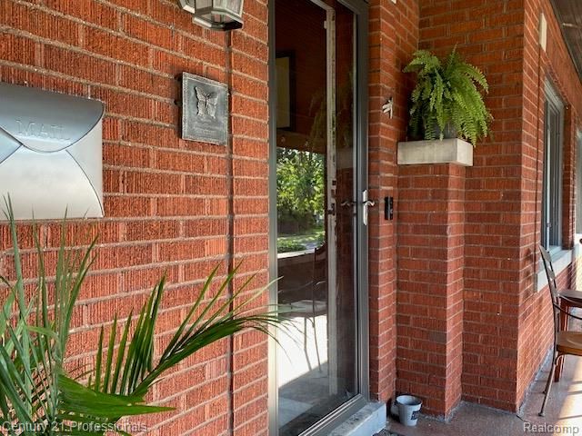33 Moss Street, Highland Park, MI 48203