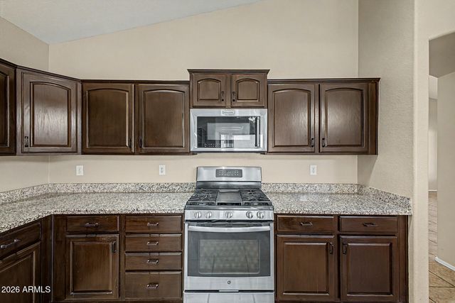 24511 S SADDLETREE Drive, Sun Lakes, AZ 85248