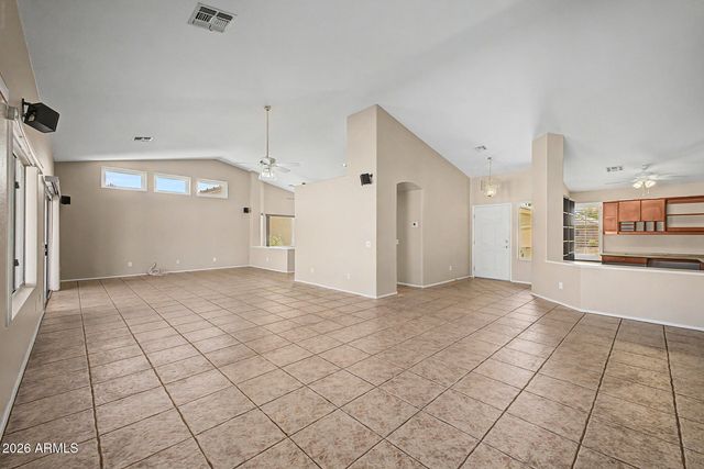 24511 S SADDLETREE Drive, Sun Lakes, AZ 85248