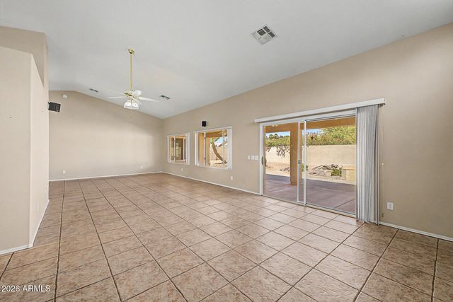 24511 S SADDLETREE Drive, Sun Lakes, AZ 85248
