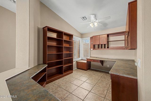 24511 S SADDLETREE Drive, Sun Lakes, AZ 85248