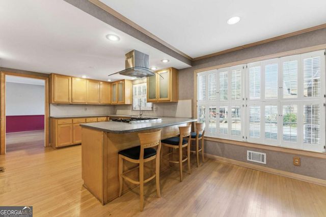 2313 Street Deville NE, Atlanta, GA 30345