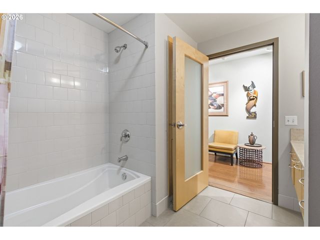 1221 Sw 10TH Ave 908, Portland, OR 97205