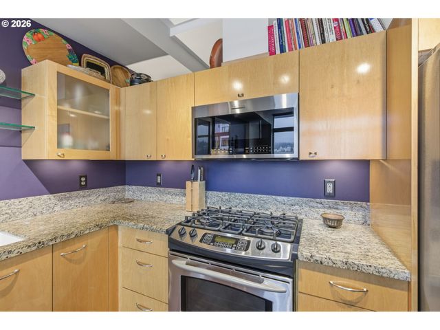 1221 Sw 10TH Ave 908, Portland, OR 97205