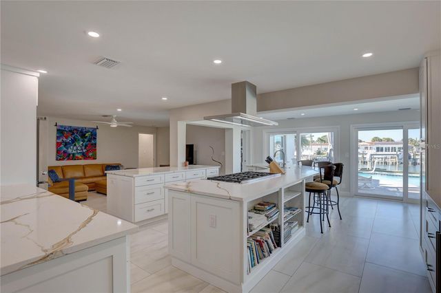 4401 43RD STREET S, St Petersburg, FL 33711