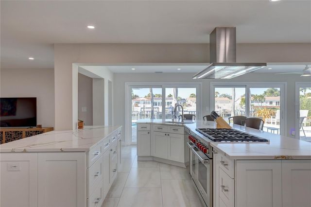 4401 43RD STREET S, St Petersburg, FL 33711