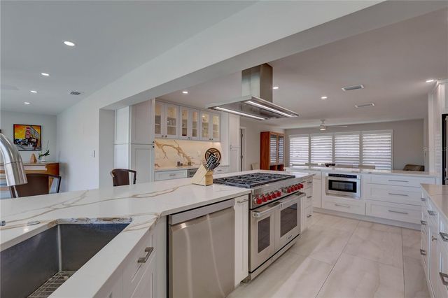 4401 43RD STREET S, St Petersburg, FL 33711