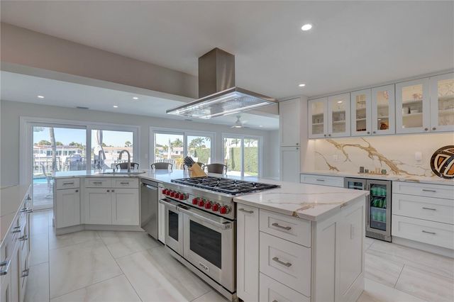 4401 43RD STREET S, St Petersburg, FL 33711