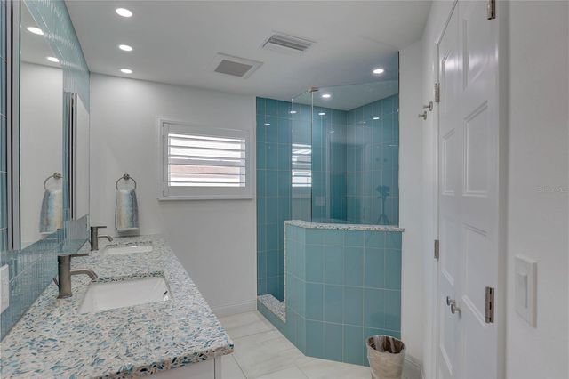 4401 43RD STREET S, St Petersburg, FL 33711