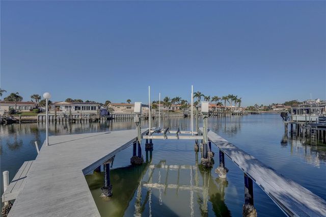 4401 43RD STREET S, St Petersburg, FL 33711